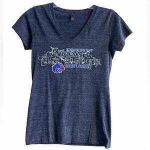 BSU Boise State women Attack The Future print T-shirt short sleeve size Medium